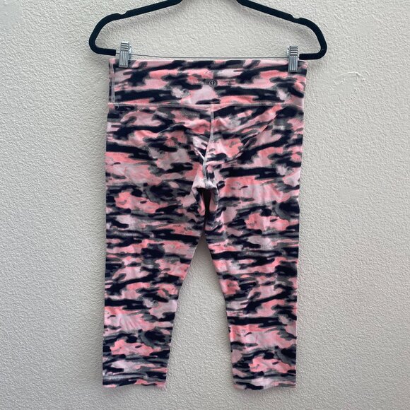 Lululemon Wamo Camo Wunder Under Cropped Tights Size 8 / 21 Inch Inseam Low Rise - Picture 3 of 3
